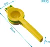 Intirilife 2 in 1 manuelle Zitruspresse aus Metall in Gelb Produktbild-Vorschau 2