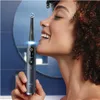 Spazzolino elettrico Oral-B iO Series 9 Black Onyx Anteprima dell’immagine prodotto 20