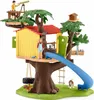 A toy treehouse with figures and accessories. Anteprima dell’immagine prodotto