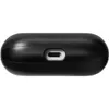 A close-up, side view of a black AirPods Pro case, showing the charging port. Anteprima dell’immagine prodotto