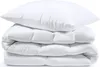 A white pillow and a folded white comforter are stacked on top of each other against a white background. Produktbild-Vorschau