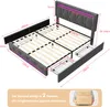 A diagram of a bed with dimensions and shipping information. Voir les images du produit