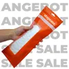 Weiße strukturierte Einlegesohle in orangefarbener Verpackung, von einer Hand gehalten, mit überlagertem Text 'SALE' Produktbild-Vorschau