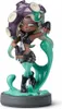 A figurine of the character Marina from Splatoon 2, standing on a base with teal water-like accents. Produktbild-Vorschau