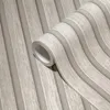 Vliestapete mit Holzpaneel-Muster – Grau, Creme Produktbild-Vorschau 2