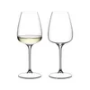 Two wine glasses on a white background. One glass contains white wine. Produktbild-Vorschau