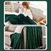 Kuscheldecke 160x200 Cm Grün – Große Warme Mikrofaser Produktbild-Vorschau 3