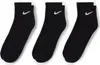 Three pairs of black Nike socks are arranged side-by-side against a white background. Anteprima dell’immagine prodotto