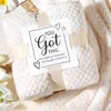 Wellness Geschenkset für Frauen mit Decke und Duftkerze, Produktbild-Vorschau 3