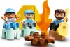 LEGO 10946 DUPLO Aventure en famille avec camping-car, Voir les images du produit 10
