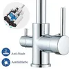 A close-up of a chrome kitchen faucet with an inset diagram showing its internal workings and two circular icons with text. Produktbild-Vorschau