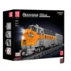 The image shows the product packaging for a building block toy set of a train. Produktbild-Vorschau