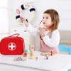 Tooky Toy Little Doctor Holzspielset Rot 11-teilig Produktbild-Vorschau 3
