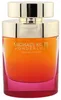 Runder Parfumflakon Wonderlust Sensual Essence in Orange-Pink mit metallisch glänzendem Deckel und weißem Aufdruck, edles und feminines Design. Anteprima dell’immagine prodotto