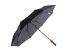 Parapluie en forme de bouteille de whisky Voir les images du produit 12