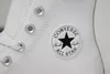 Close-up of a white Converse sneaker. Produktbild-Vorschau