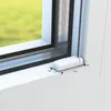Close-up of a white window fitting with dimensions indicated by lines and numbers. Produktbild-Vorschau
