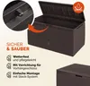 A brown outdoor storage box with its lid open, showcasing its interior and features. Text and icons highlight its benefits. Anteprima dell’immagine prodotto