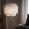 Stehleuchte Federkugel Ø40cm – Elegante Produktbild-Vorschau 3