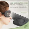 A woman wearing a black sleep mask, with a close-up view of the mask's interior showing its 3D design and depth. Anteprima dell’immagine prodotto