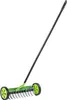A manual lawn aerator with wheels and a long handle, presented against a white background. Produktbild-Vorschau