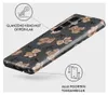 A phone case with a teddy bear pattern is shown at an angle, with callouts highlighting its features. Podgląd zdjęcia produktu