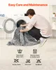 A man is putting a gray blanket into a washing machine, with care instructions displayed below. Anteprima dell’immagine prodotto