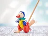 Selecta Jouets en bois Personnage à pousser Pedella Voir les images du produit 6