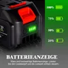 A close-up of a black battery pack with green indicator lights, next to a graphic showing battery charge levels. Voir les images du produit