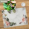 Tischsets | Platzsets abwaschbar – Rosen auf Marmor – aus Produktbild-Vorschau 4