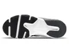Nike Running LEGEND ESSENTIAL 2 Produktbild-Vorschau 24