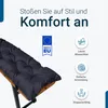 A dark gray tufted cushion on a wooden bench with promotional text and icons. Produktbild-Vorschau