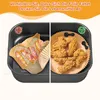 A split image showing the use of magnetic silicone clasps for air fryer parchment liners. The left side shows parchment paper with bacon, and the right side shows parchment paper with fried chicken, with the clasps holding the paper in place. Produktbild-Vorschau