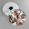 Wanduhr - Rund - Glasuhr - Wiese Frau Gras - 30x30cm - Produktbild-Vorschau 2