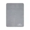 A gray blanket is shown flat against a white background. Produktbild-Vorschau