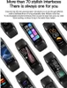 A collage of smartwatches with different watch faces displayed. Produktbild-Vorschau