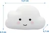 A white cloud-shaped night light with a cute face, showing dimensions. Voir les images du produit