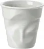 Zmačkaný keramický hrnek - vypadá jako jednorázový hrnek Náhled obrázku produktu 1