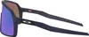A close-up, side view of a pair of Oakley Sutro S sunglasses against a white background. Náhled obrázku produktu