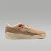 Jordan Flight Court "Mushroom Desert Camo Fossil Fire Red" Náhled obrázku produktu 3