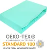 A folded mint green fitted sheet is shown against a white background, with a certification logo below. Produktbild-Vorschau