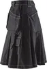 A black kilt with multiple pockets and white stitching, presented against a white background. Produktbild-Vorschau