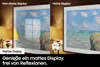 Comparison of a matte display versus a non-matte display on a TV frame, showcasing reduced reflections on the matte version. Voir les images du produit