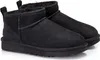 A pair of black Ugg boots on a white background. Voir les images du produit