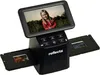 A digital film scanner with a screen displaying a photo of a young girl, and two slide holders on either side. Produktbild-Vorschau