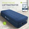 A blue inflatable mattress is shown on a light-colored wooden floor, with text overlays and a certification badge. Produktbild-Vorschau