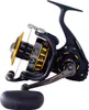 A black and gold fishing reel is shown against a white background. Anteprima dell’immagine prodotto