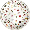 A flat Christmas-themed plate with various festive icons scattered across its surface. Anteprima dell’immagine prodotto