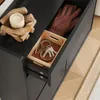 Geöffneter Schubladenbereich des SoBuy Schuhschranks mit Schlüsseln und Handschuhen Podgląd zdjęcia produktu
