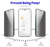 Three smartphones are displayed, two at an angle and one front-on, to demonstrate the anti-spy feature of a screen protector. The text indicates the viewing angles at which the screen becomes invisible or visible. Produktbild-Vorschau